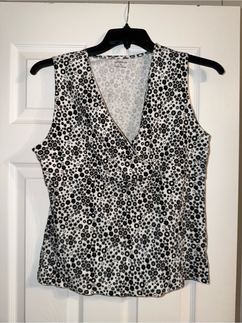 Croft & Barrow Black White Ditsy Floral Tank Top XL Y2K Coquette
